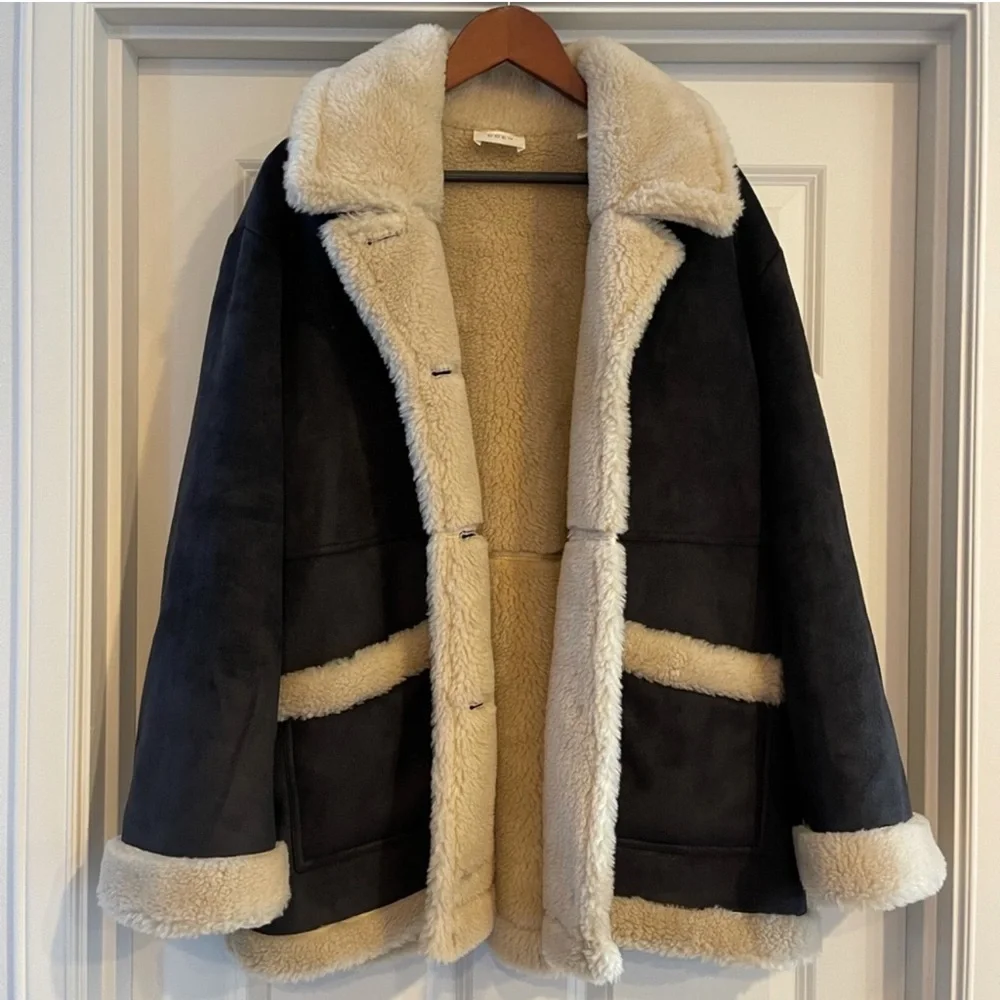 Doen Snowbell Shearling Coat in black SZ Large GUC - Picture 2 of 7